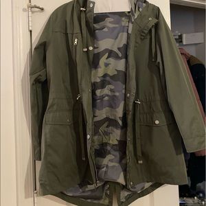 Army green & camouflage rain jacket.